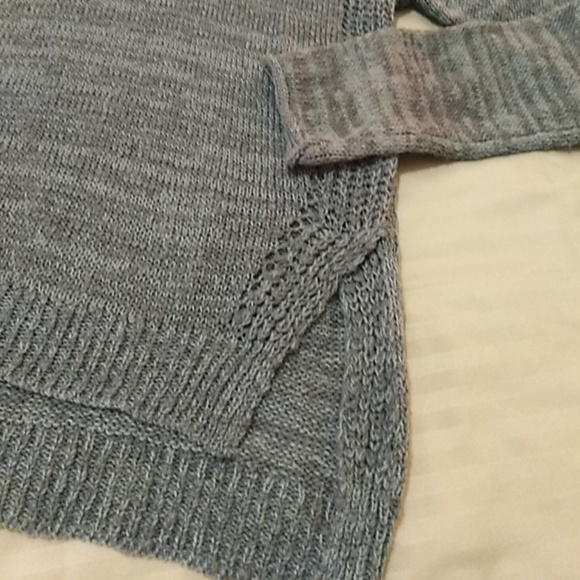 Unique Mudd Sweater - Picture 3 of 4